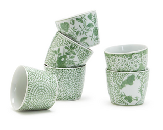Green and white patterned ceramic countryside cachepot for plants

Assorted green floral ceramic cachepots with classic countryside design

Green toile ceramic cachepot for herbs or small plants

Decorative green and white ceramic plant cachepot assortment

Classic green patterned ceramic cachepot for home décor

Countryside-inspired green ceramic cachepot with floral detailing