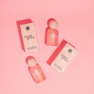 Sweet Grace perfume in frosted pink bottle with round top

Bridgewater Sweet Grace fragrance spray in pink packaging

Sweet Grace Eau de Parfum with passion fruit and patchouli

Sweet Grace perfume bottle with glossy pink ball cap

