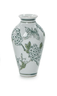 Green and white chinoiserie mini porcelain vases 

Hand-painted green and white chinoiserie bud vases

Mini porcelain chinoiserie vases with floral and bird designs

Decorative green and white hand-painted chinoiserie vases