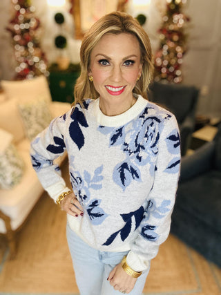 Blue and white floral knit sweater top

Long sleeve floral patterned sweater in soft blue tones

Cozy floral knit pullover in blue and ivory