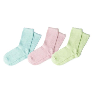 You Had Me At Aloe super soft spa socks infused with aloe vera for foot hydration

Aloe vera infused spa socks for soft, smooth heels and overnight foot care

Pastel aloe spa socks designed to hydrate dry feet while you sleep

Cozy aloe infused moisturizing socks for cracked heels and dry feet