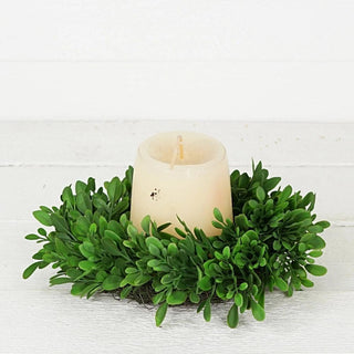9-inch evergreen boxwood wreath with lush green leaves

Small artificial boxwood wreath for candle or home décor

Faux greenery wreath centerpiece with realistic boxwood leaves

Decorative 9-inch wreath with natural green boxwood look

Evergreen boxwood candle ring wreath for table or shelf