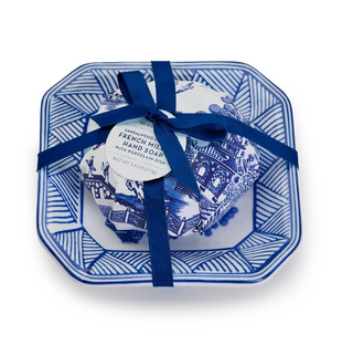 Blue Willow Sandalwood French Milled Soap With Porcelain Tray
