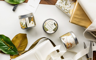Greenleaf Birch & Bloom Tin Candle 4oz floral design

Birch and Bloom candle in floral metal tin

Greenleaf travel tin candle with magnolia and oak scent

Birch & Bloom scented candle in hand-painted tin

Greenleaf Birch & Bloom candle with floral wrap