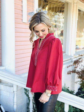 Rust 3/4 sleeve blouse with embroidered trim and split neckline

Holly Top in rust featuring puff sleeves and embroidered V-neck

Lightweight rust top with 3/4 puff sleeves and stitched neckline detail