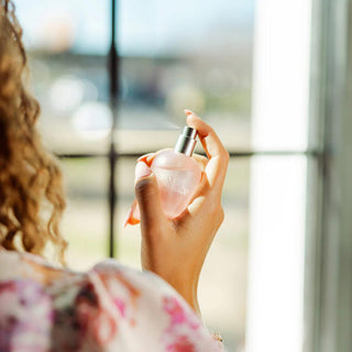 Sweet Grace perfume in frosted pink bottle with round top

Bridgewater Sweet Grace fragrance spray in pink packaging

Sweet Grace Eau de Parfum with passion fruit and patchouli

Sweet Grace perfume bottle with glossy pink ball cap

