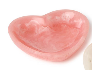 Heart-shaped resin dish in blush pink”

“Ivory heart-shaped trinket dish with glossy finish”

“Decorative heart dish made from marbled resin”

“Small heart-shaped jewelry dish on white background”

“Minimal heart-shaped resin dish for rings and jewelry”