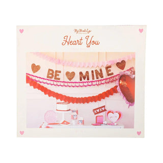 Triple Heart Tissue Garland