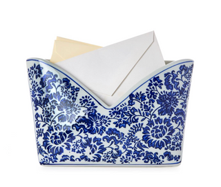 Chinoiserie blue and white porcelain letter holder with floral pattern