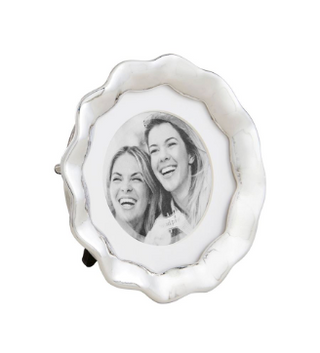 Round and square wavy metal picture frames